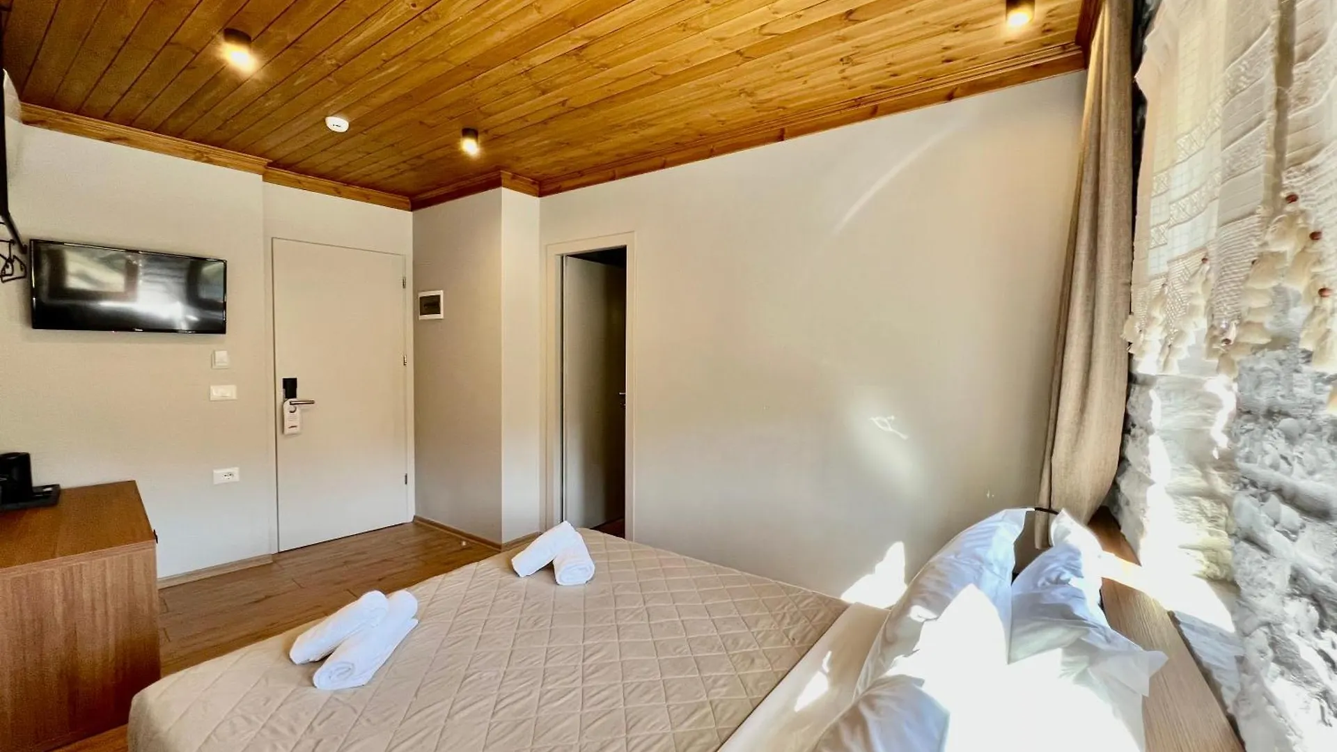 The Stone Sky Hotel Gjirokaster
