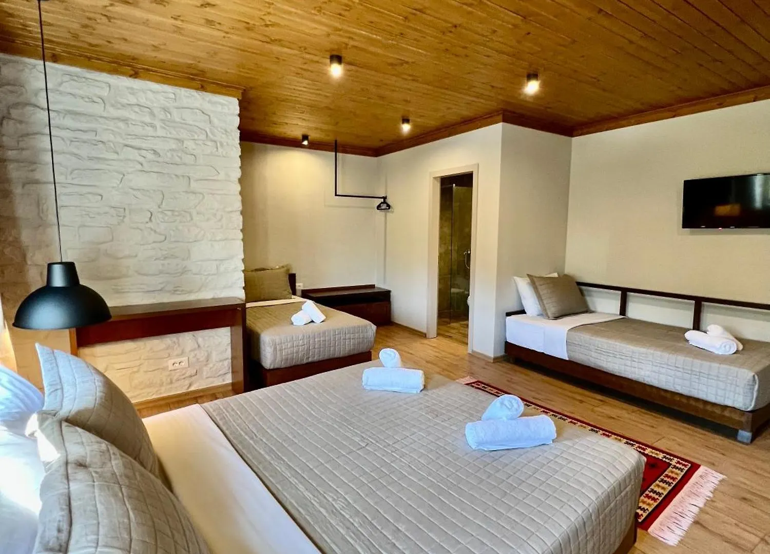 The Stone Sky Hotel Gjirokaster 3*,  Albania