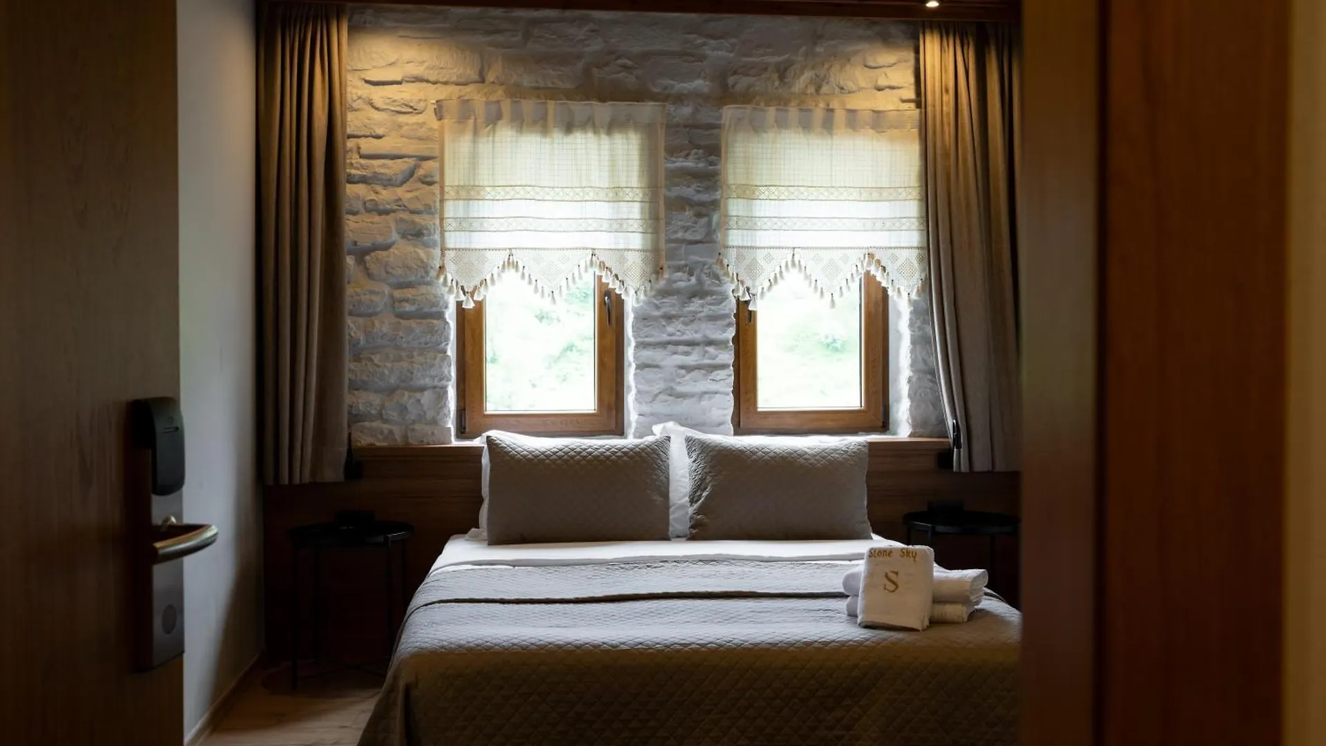 The Stone Sky Hotel Gjirokastër 3*,  Albania