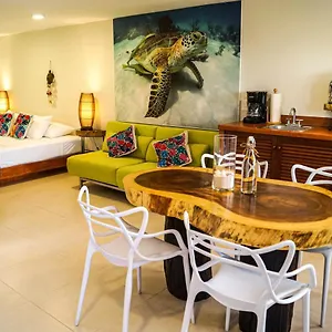 https://casa-azul-maya.quintano-roohotels.com