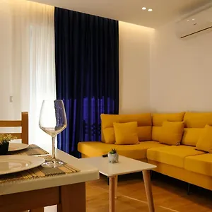  Apartament 2e Center Albania