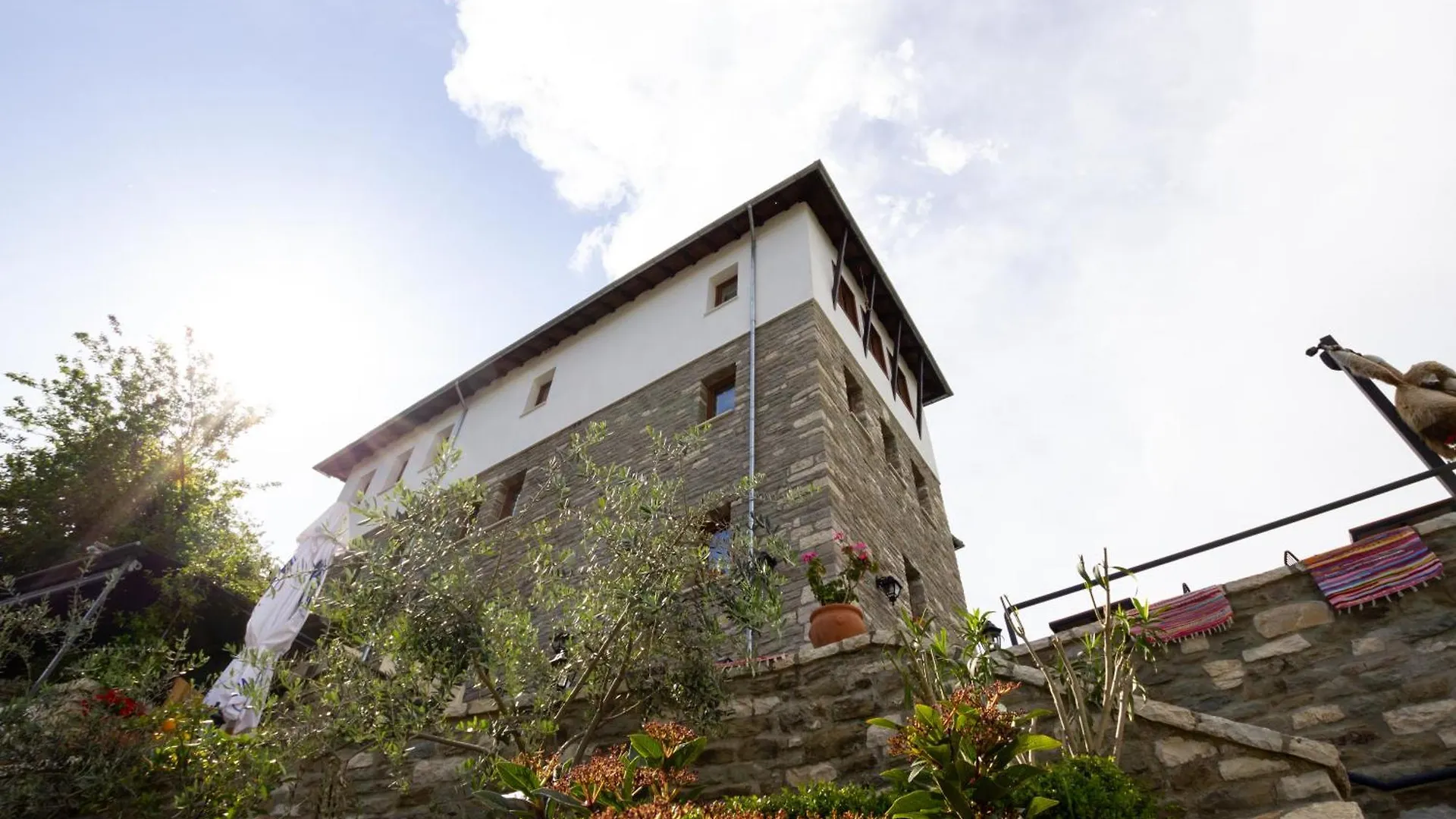 The Stone Sky Hotel Gjirokaster 3*,  Albania